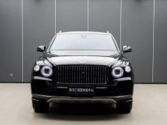 Bentley Bentayga 2023 4.0T V8 Long Wheelbase - ფოტო 3
