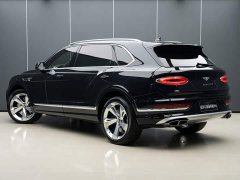 Bentley Bentayga 2023 4.0T V8 Long Wheelbase - ფოტო 4