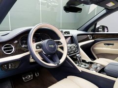 Bentley Bentayga 2023 4.0T V8 Long Wheelbase - ფოტო 9