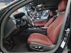 BMW 5 Series 530Li Premier M Sport Package - ფოტო 4