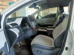 Toyota Sienna 2024 2.5L Hybrid Comfort Edition - ფოტო 11