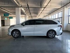 Toyota Sienna 2024 2.5L Hybrid Comfort Edition - ფოტო 3
