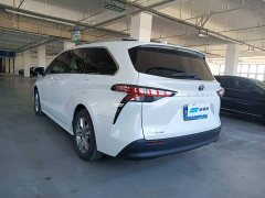 Toyota Sienna 2024 2.5L Hybrid Comfort Edition - ფოტო 4