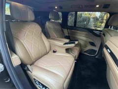 Yangwang U8 L Dingshi Edition - ფოტო 7