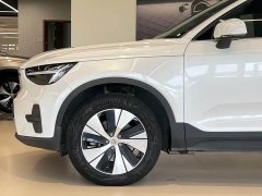 Volvo XC40 B3 Smart Remote Luxury Edition - ფოტო 3