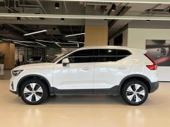 Volvo XC40 B3 Smart Remote Luxury Edition - ფოტო 4