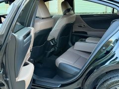 Lexus ES 2022 300h Premium Edition - ფოტო 5