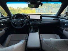 Lexus ES 2022 300h Premium Edition - ფოტო 7
