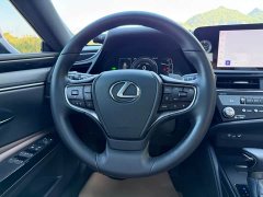 Lexus ES 2022 300h Premium Edition - ფოტო 9