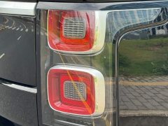 Land Rover Range Rover 2020 3.0L V6 Heritage Extended Wheelbase - ფოტო 9
