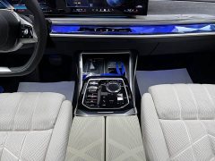 BMW 7 Series 740Li Luxury Package - ფოტო 11