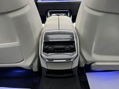 BMW 7 Series 740Li Luxury Package - ფოტო 12