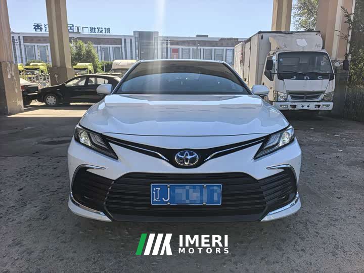 Toyota Camry Hybrid 2.5L HGVP Leading Edition - ავტომობილი ჩინეთიდან