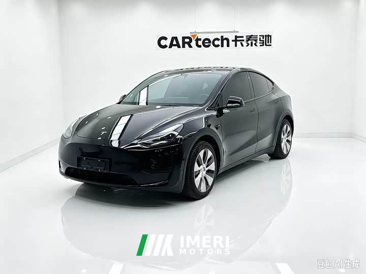 Tesla Model Y Facelift Rear-Wheel Drive