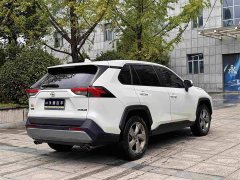 Toyota RAV4 2021 2.0L CVT FWD Fashion Plus Edition - ფოტო 10
