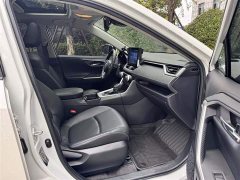 Toyota RAV4 2021 2.0L CVT FWD Fashion Plus Edition - ფოტო 8