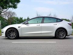 Tesla Model 3 2022 Rear-Wheel Drive - ფოტო 3
