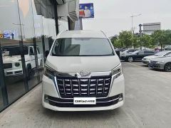 Toyota HIACE 3.5L Automatic - ფოტო 2