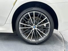 BMW 5 Series 530Li Premier M Sport Package - ფოტო 11