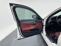 BMW 5 Series 530Li Premier M Sport Package - ფოტო 19