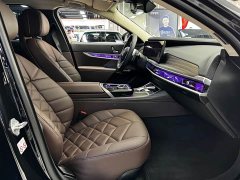BMW 7 Series 2023 735Li M Sport Package - ფოტო 13