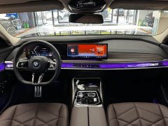 BMW 7 Series 2023 735Li M Sport Package - ფოტო 15