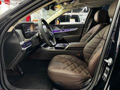 BMW 7 Series 2023 735Li M Sport Package - ფოტო 9