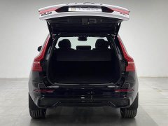 Volvo XC60 B5 AWD Smart Remote Midnight Black Edition - ფოტო 10