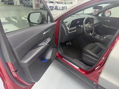 Cadillac XT4 2024 28T AWD Luxury - ფოტო 8