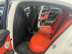 BMW 1 Series 125i M Sport Night Edition - ფოტო 9