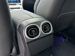 Mercedes-Benz C-Class C 200 L Sport Edition - ფოტო 19