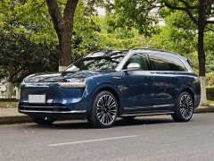 AITO M9 Extended Range Ultra 42kWh 6-Seater - ფოტო 1
