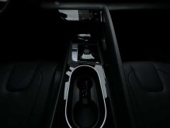 Hyundai Elantra 2022 1.5L CVT Luxury - ფოტო 15