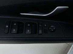 Hyundai Elantra 2022 1.5L CVT Luxury - ფოტო 16