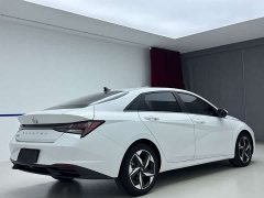 Hyundai Elantra 2022 1.5L CVT Luxury - ფოტო 6