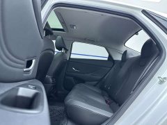 Hyundai Elantra 2022 1.5L CVT Luxury - ფოტო 9