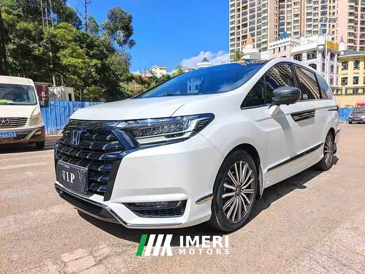 Honda Elysion 2.0L e:HEV Luxury Prestige Edition