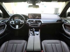 BMW 5 Series 530Li Premier M Sport Package - ფოტო 17