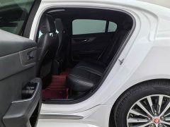 Jaguar XEL 2020 2.0T 200PS R-DYNAMIC Youth Sport Edition - ფოტო 14