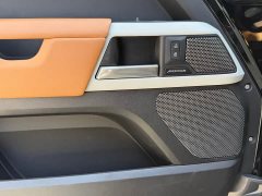 Land Rover Defender 110 3.0T P400 X-DYNAMIC HSE - ფოტო 13