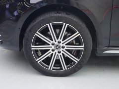 Mercedes-Benz V-Class 2022 V 260 L Long Wheelbase Luxury Edition - ფოტო 4