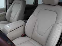 Mercedes-Benz V-Class 2022 V 260 L Long Wheelbase Luxury Edition - ფოტო 7