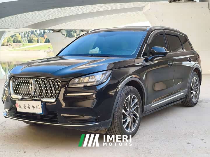Lincoln Explorer 2.0T Two-Wheel Drive Premium
