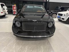 Bentley Bentayga 4.0T V8 - ფოტო 2