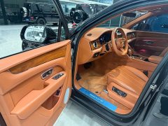 Bentley Bentayga 4.0T V8 - ფოტო 4