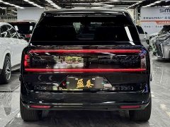 Zeekr Geely Zeekr 9X 2025 Obsidian Black 70kWh Six-Seater - ფოტო 6