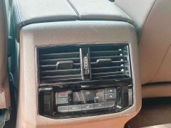 Volkswagen Viloran 2020 330TSI Luxury - ფოტო 13