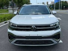Volkswagen Touareg 300TSI Two-Wheel Drive Full Moon Edition - ფოტო 2