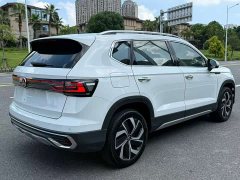 Volkswagen Touareg 300TSI Two-Wheel Drive Full Moon Edition - ფოტო 4