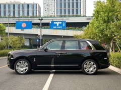 Rolls-Royce Cullinan Four-Seat Edition - ფოტო 4